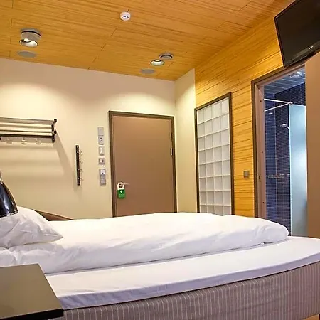 Hotel Koljunuki Sadam 