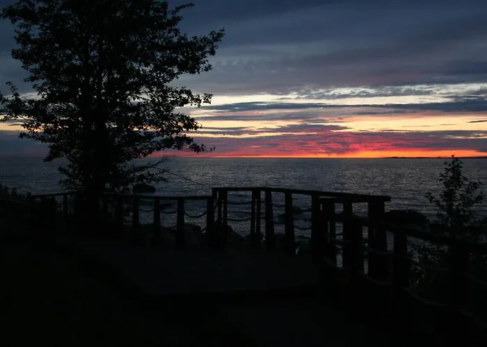 Hotel Koljunuki Sadam 