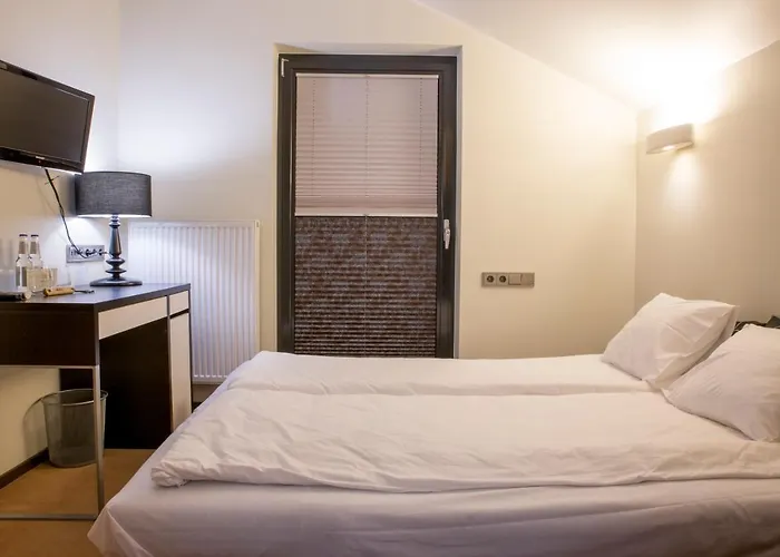 Hotel Koljunuki Sadam 